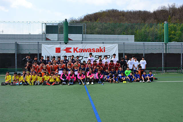 ホッケー女子日本代表との交流会の写真