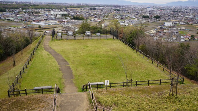 三井山配水池写真