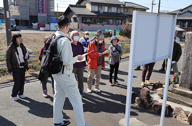 野外セミナー「稲羽の史跡と小島三郎」の写真